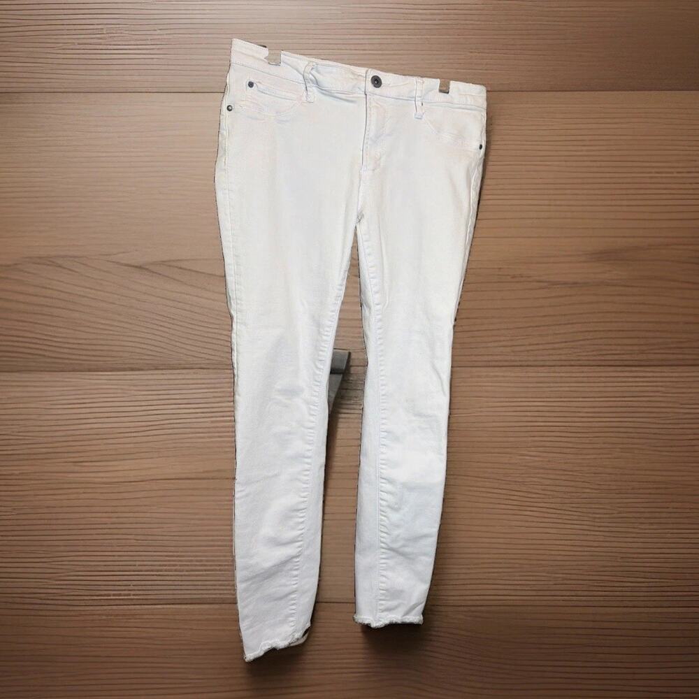 Articles of Society Women's Mid Rise Skinny Jeans White Size 30 Distressed